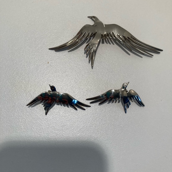 Vintage Jewelry - Sterling Eagle bird pin and earrings set.  Handmade vintage